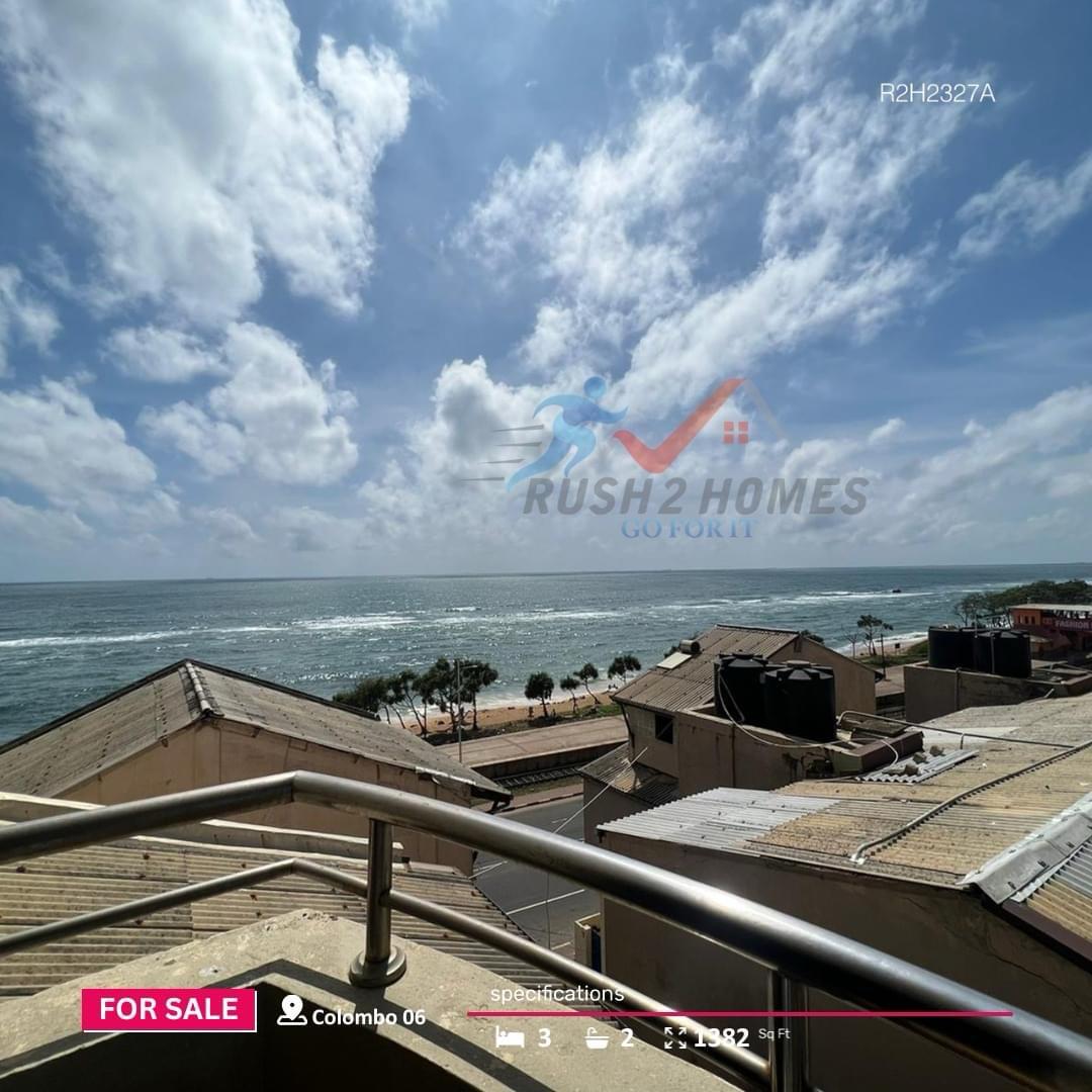 Sea View Apartment For Sale in Colombo 6